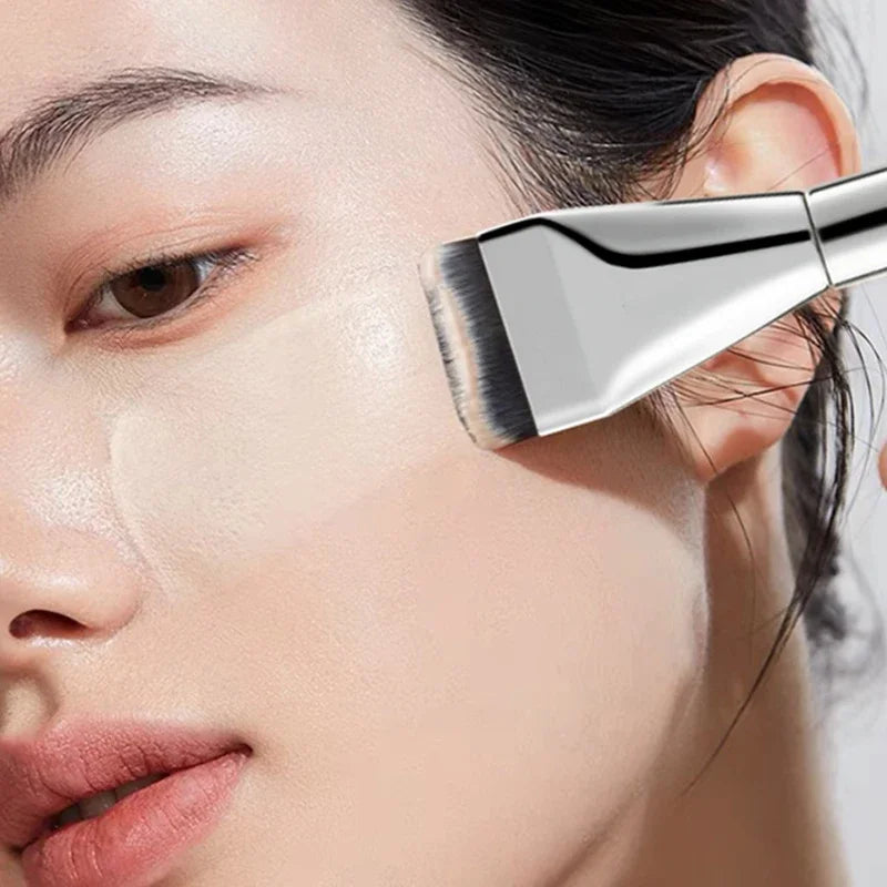 Touched ( New Foundation Brush Korean Makeup )