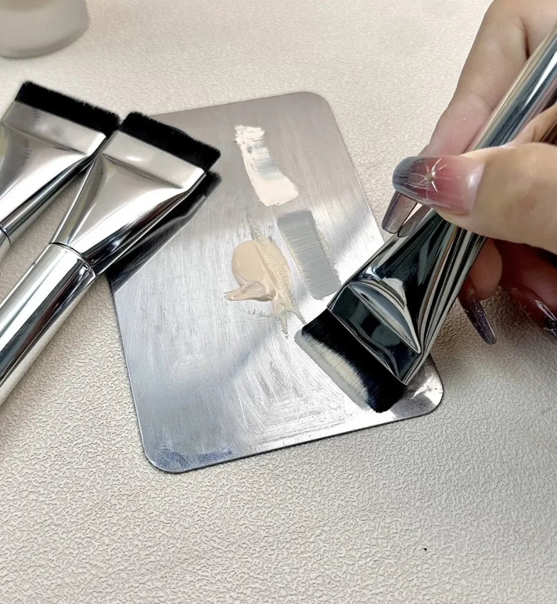 Premium Korean Silver Makeup Brush - Professional Quality for Flawless Application