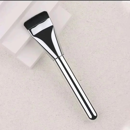 Touched ( New Foundation Brush Korean Makeup )